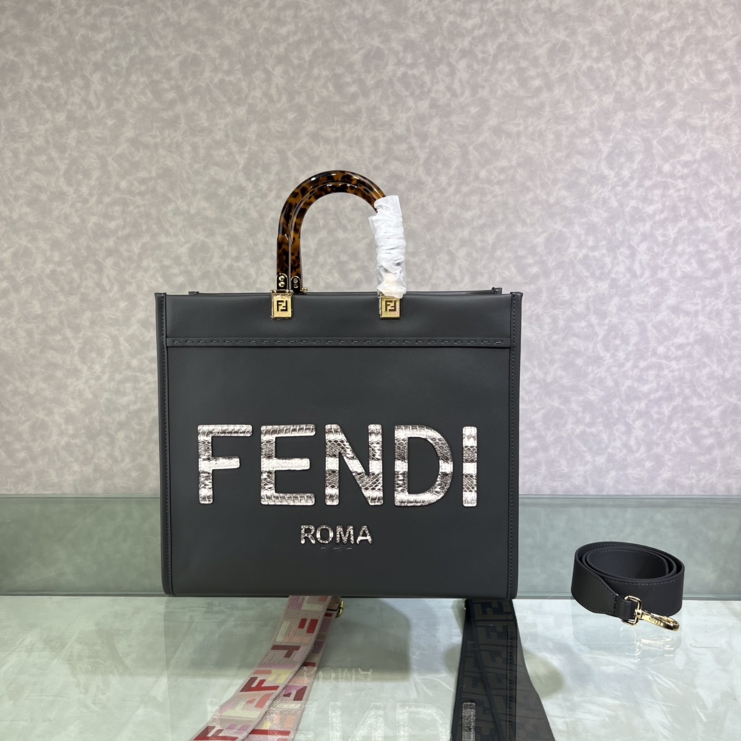 [TOP] FENDI Sunshine Tote Bag Medium