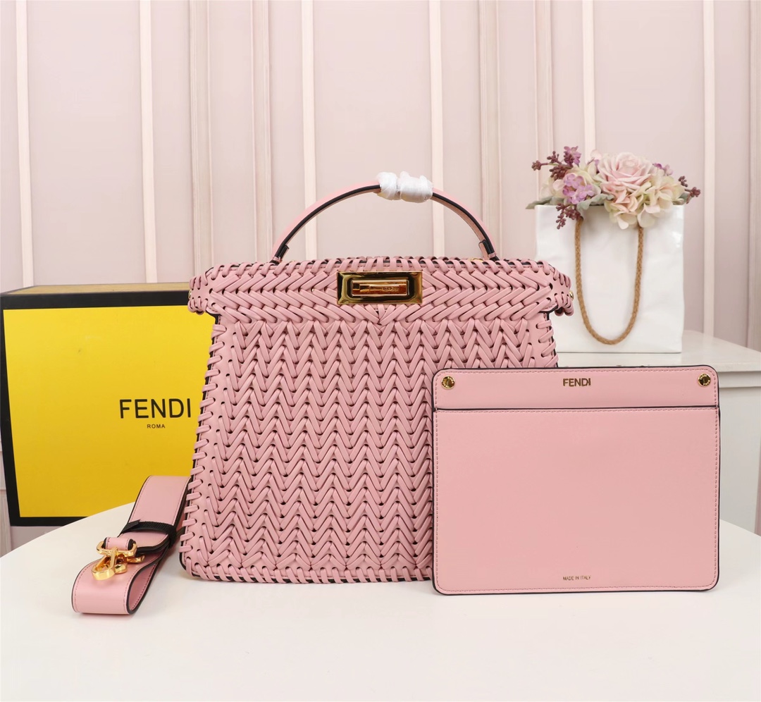 [TOP] FENDI Peekaboo ISeeU Handbag - Pink