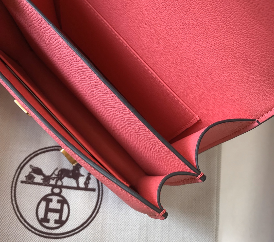 [TOP] HERMES Constance epsom 19/23 CM- Pink & GHW