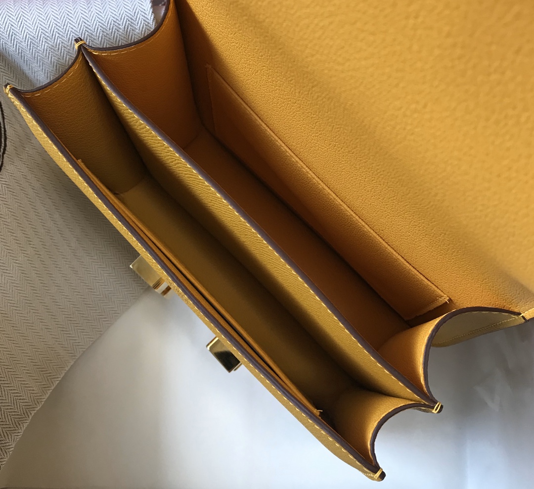 [TOP] HERMES Constance epsom 19/23 CM- Yellow & GHW