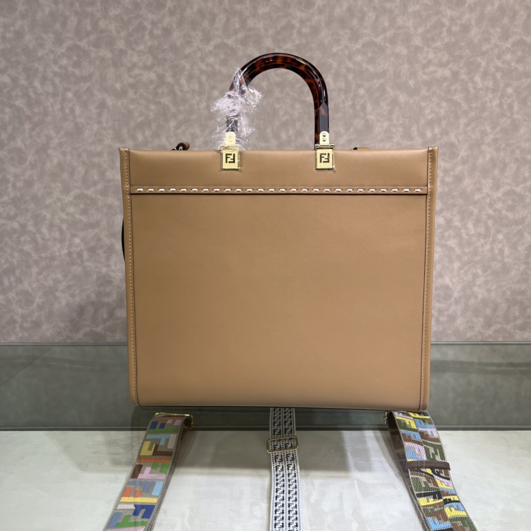 [TOP] FENDI Sunshine Tote Bag Medium