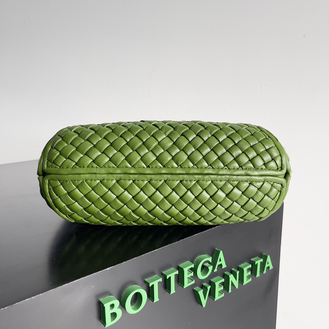 [TOP] Bottega Veneta BV Clicker Bags - Green
