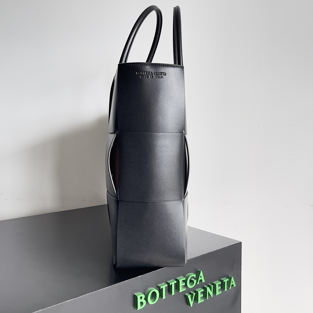 [TOP] Bottega Veneta BV Clicker Bags - Black