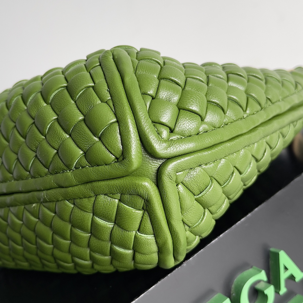 [TOP] Bottega Veneta BV Clicker Bags - Green
