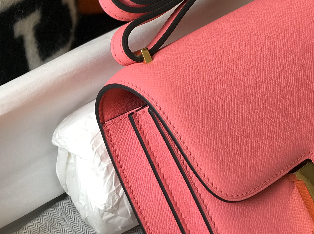 [TOP] HERMES Constance epsom 19/23 CM- Pink & GHW