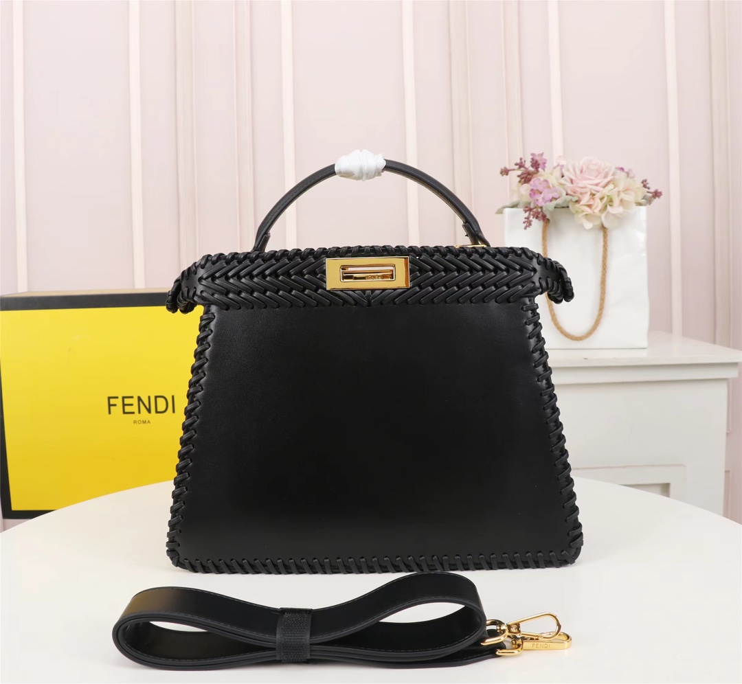 [TOP] FENDI Peekaboo ISeeU Handbag - Black