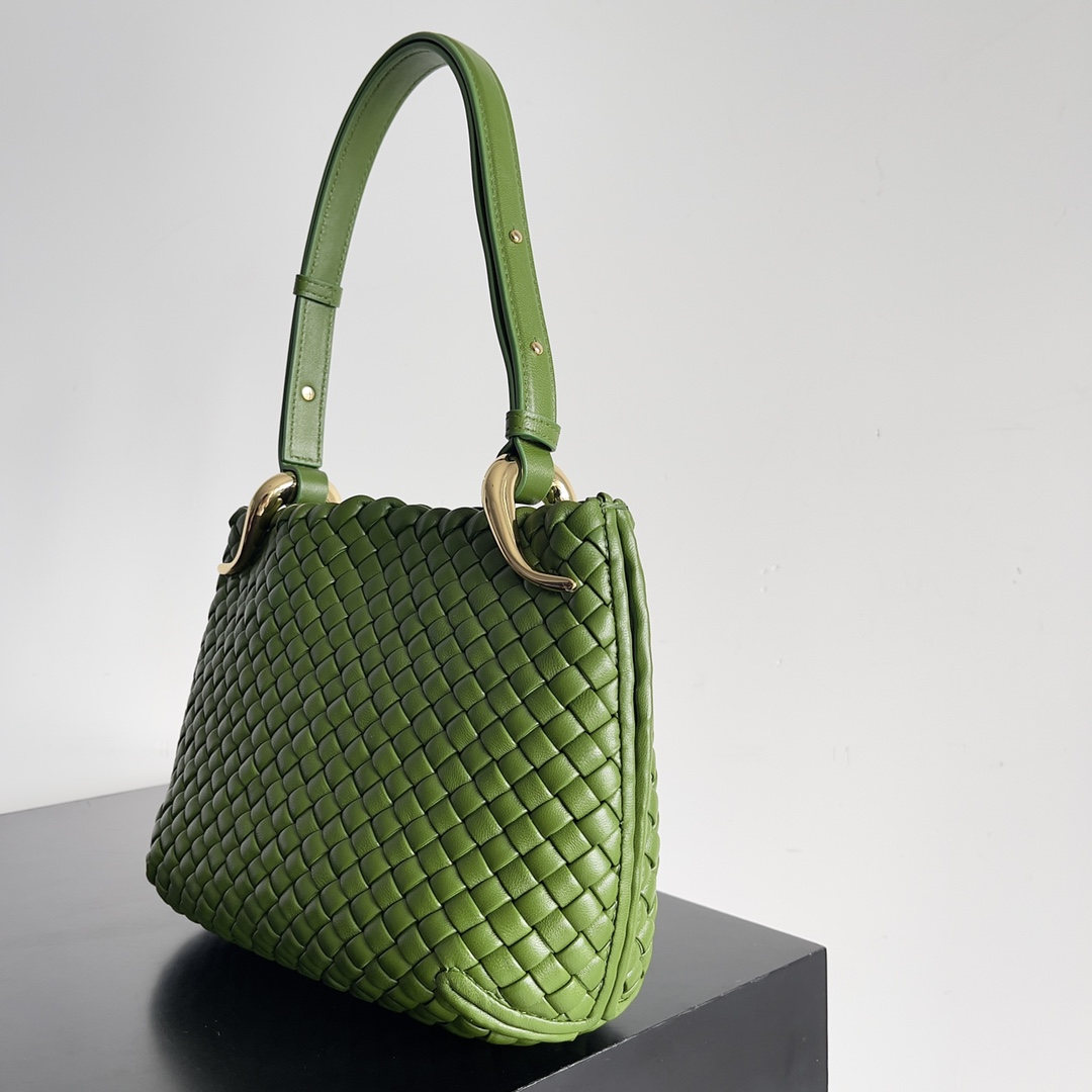 [TOP] Bottega Veneta BV Clicker Bags - Green