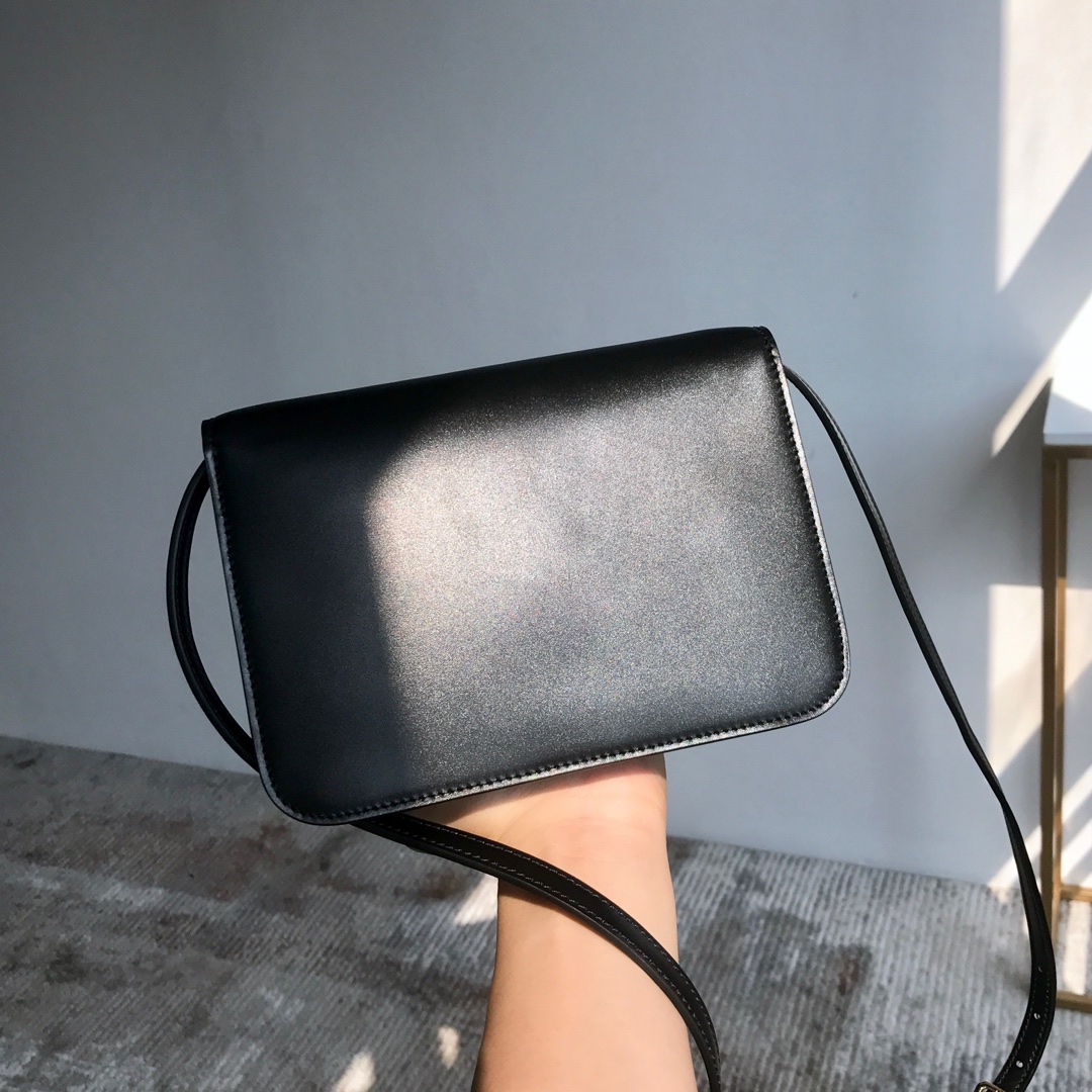 [TOP] BURBERRY Small TB Collection Bag - Black  & GHW