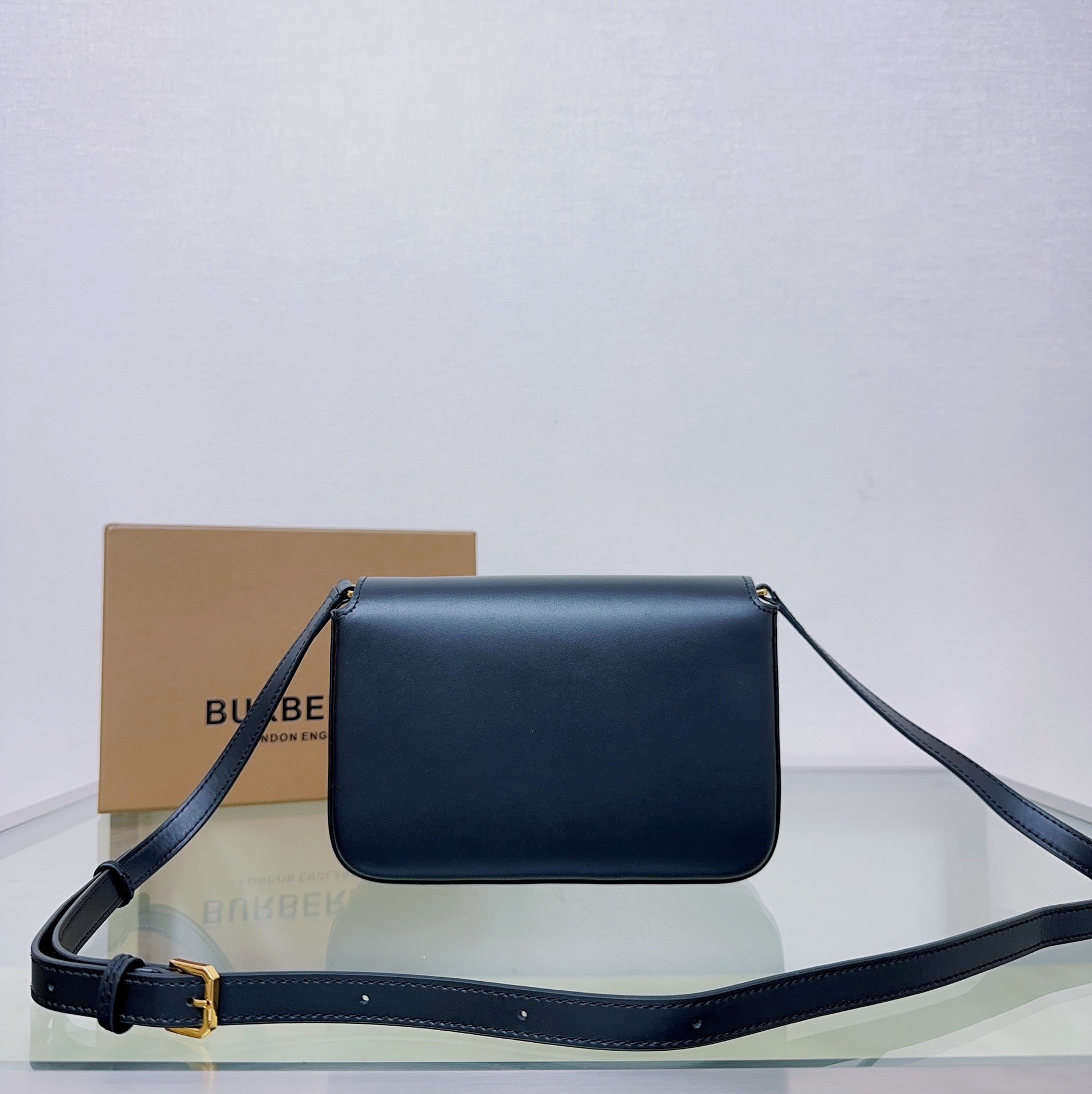 [TOP] BURBERRY Crossbody Bag