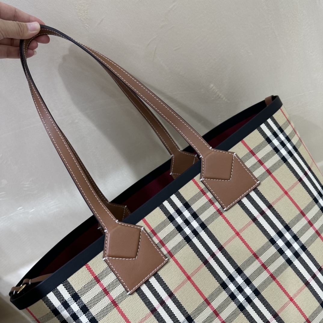 [TOP] BURBERRY Medium Canvas Tote 51.3x18.5x29 CM