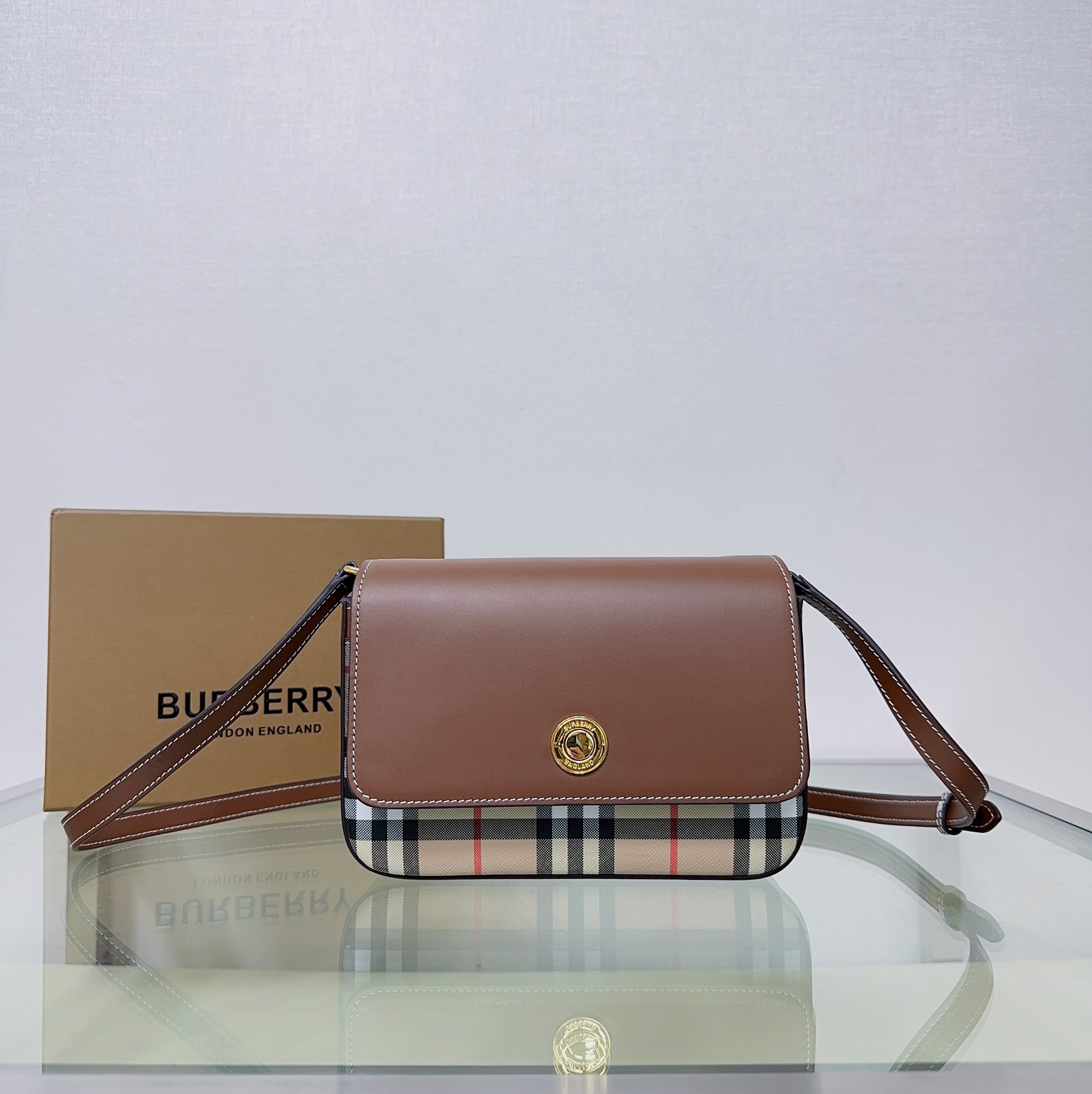 [TOP] BURBERRY Crossbody Bag