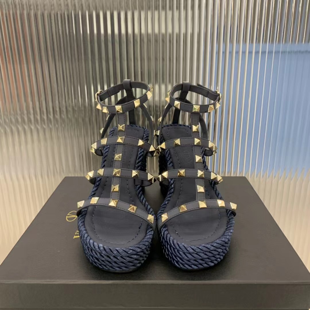 [TOP] VALENTINO Valentine Sandals - 2 Colors