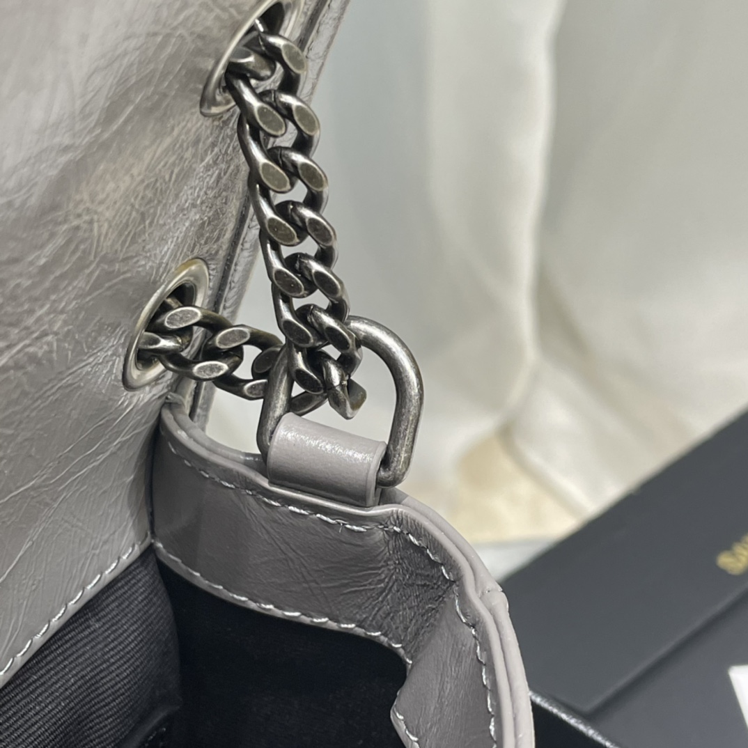 [Top] Yves Saint Laurent YSL Small Niki Wrinkles Leather Bag - Elephant Gray