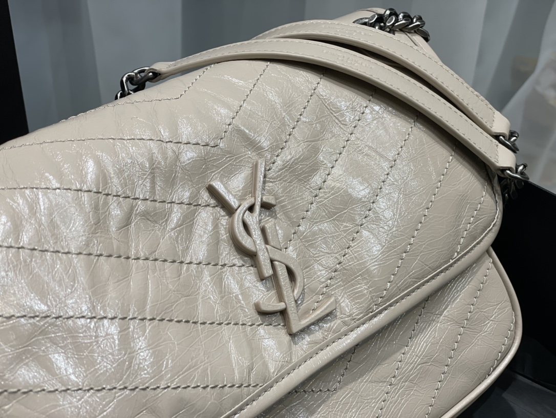 [Top] Yves Saint Laurent YSL Medium Niki Wrinkles Leather Bag - Khaki