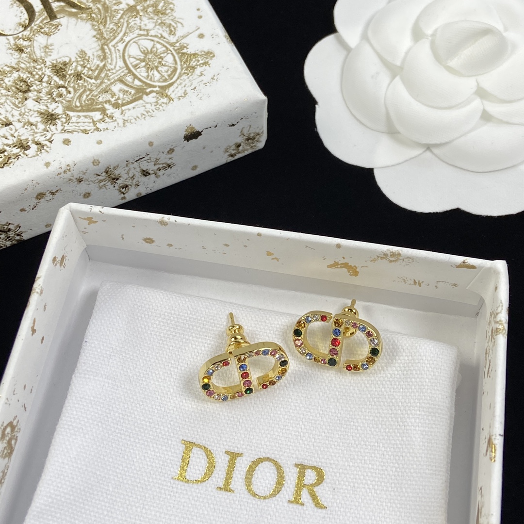 [TOP] Christian Dior Earrings - Gold