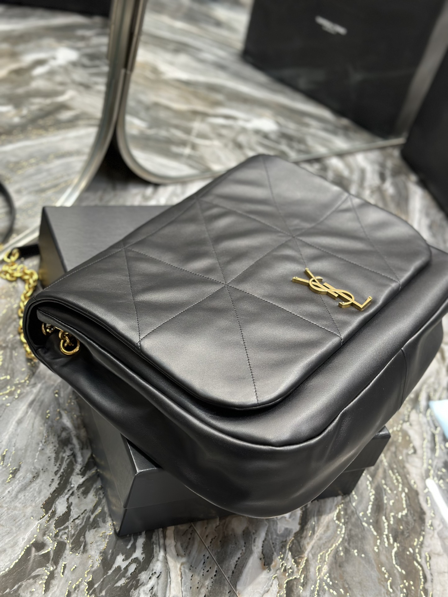 [TOP] Yves Saint Laurent YSL JAMIE Bag - Black & GHW - Lambskin