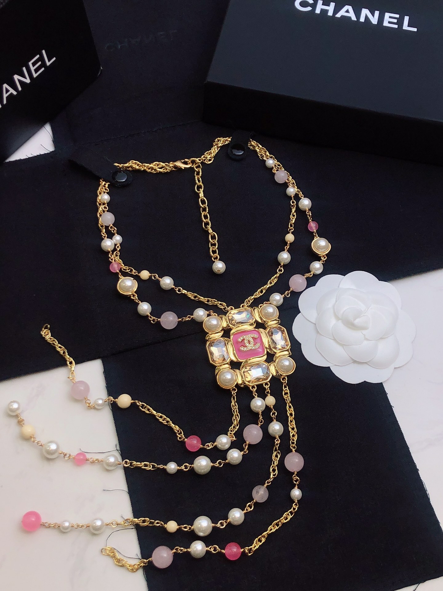 [TOP] CHANEL Pearl Dounble C Necklaces