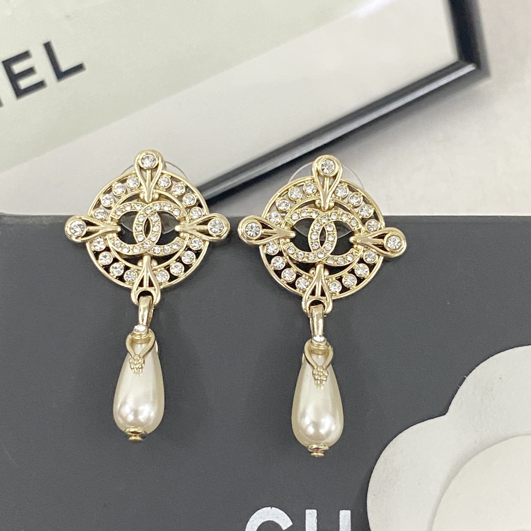 [TOP] CHANEL Pearl Dounble C Earrings