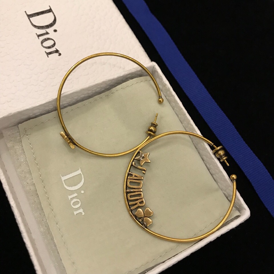[TOP] Christian Dior Earrings - Gold