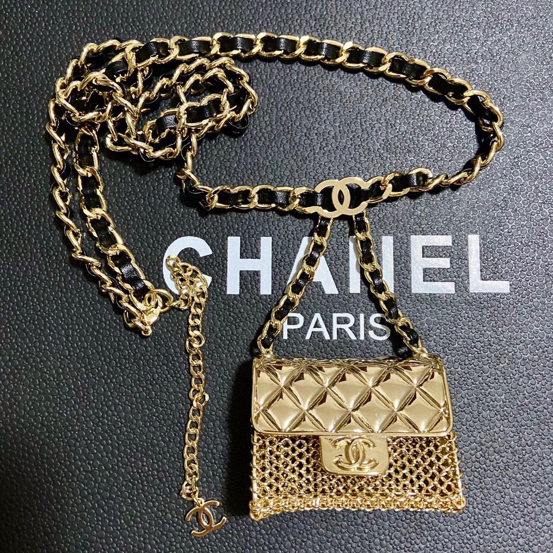 [TOP] CHANEL Waist Chain With Mini bag