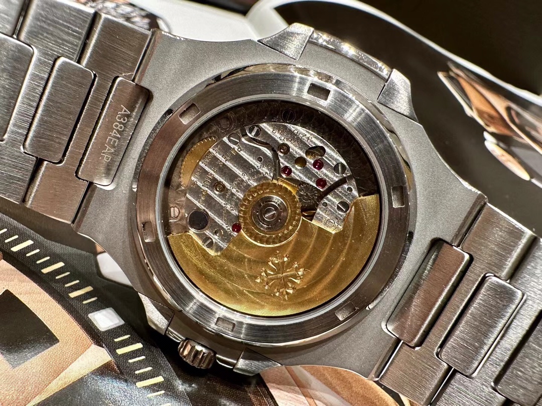 [TOP] Patek Philippe Nautilus 40mm Watch - Black