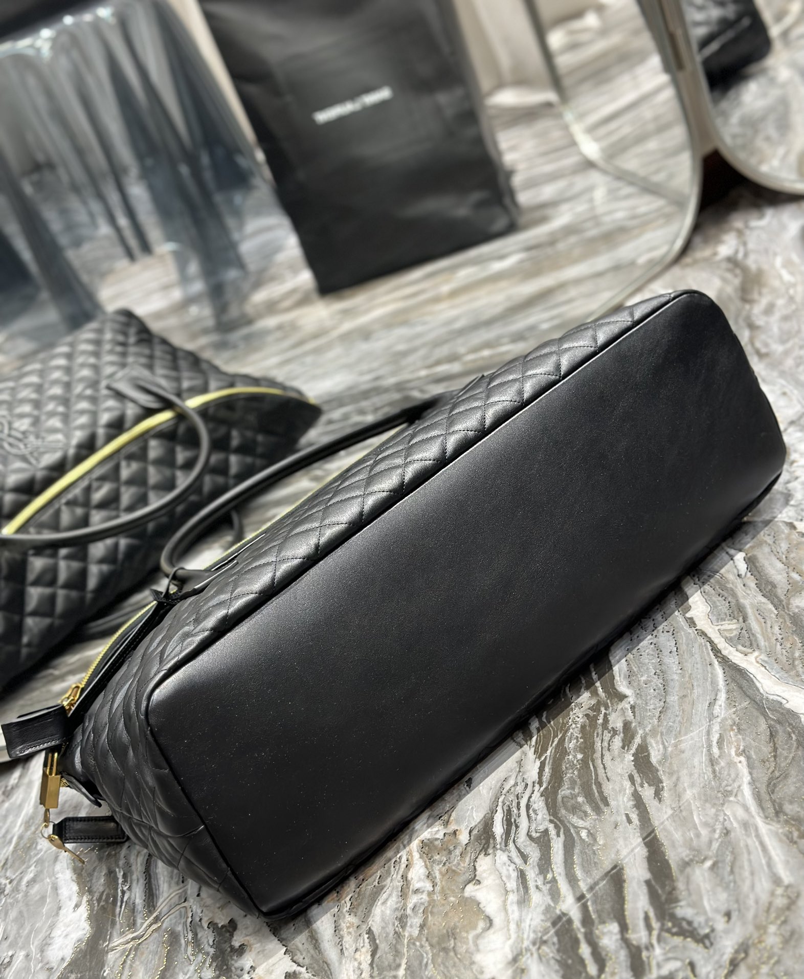 [TOP] Yves Saint Laurent YSL ES GIANT Travel Bag - Black - GHW