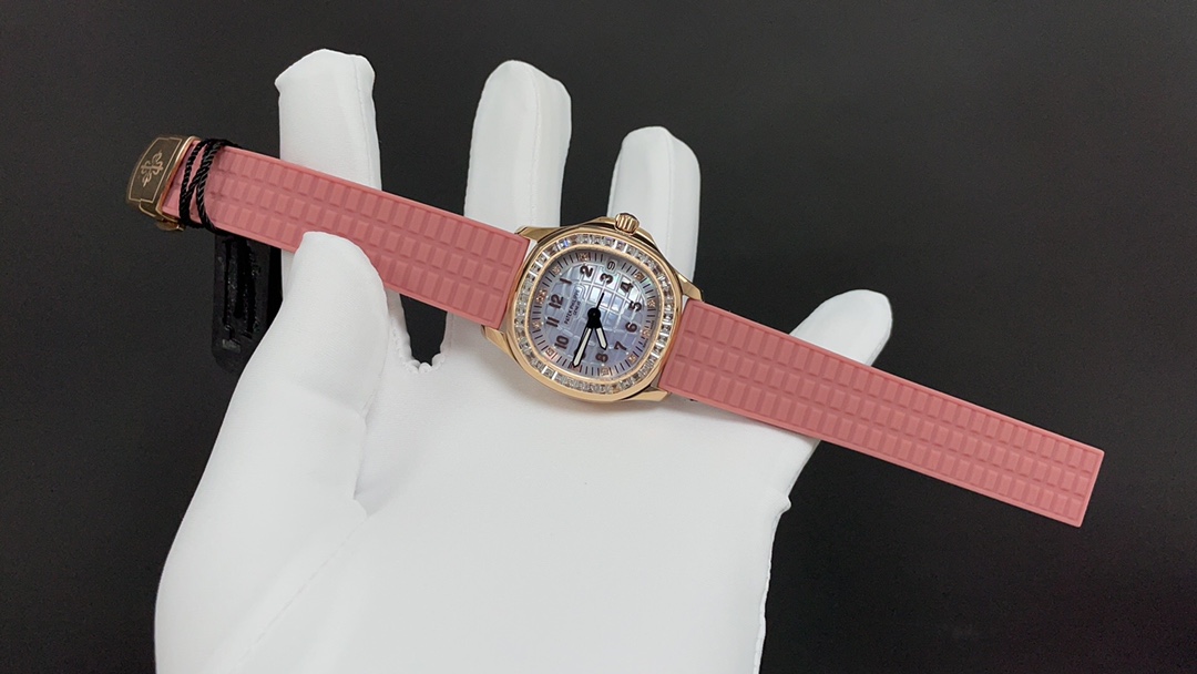 [TOP] Patek Philippe AQUANAUT Women's 35.6mm Watch - Dark Pink with Gold