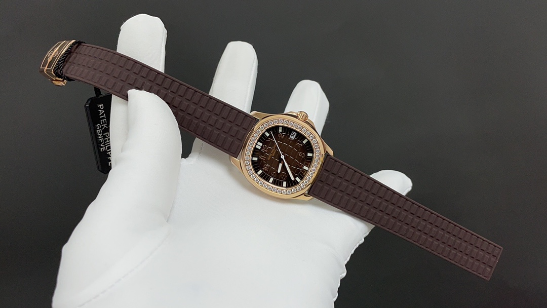 [TOP] Patek Philippe AQUANAUT Women's 35.6mm Watch - Brown with Gold