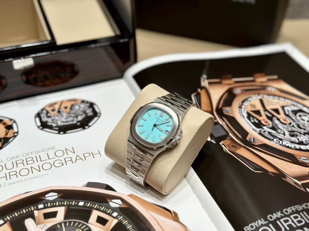 [TOP] Patek Philippe Nautilus 40mm Watch   Blue