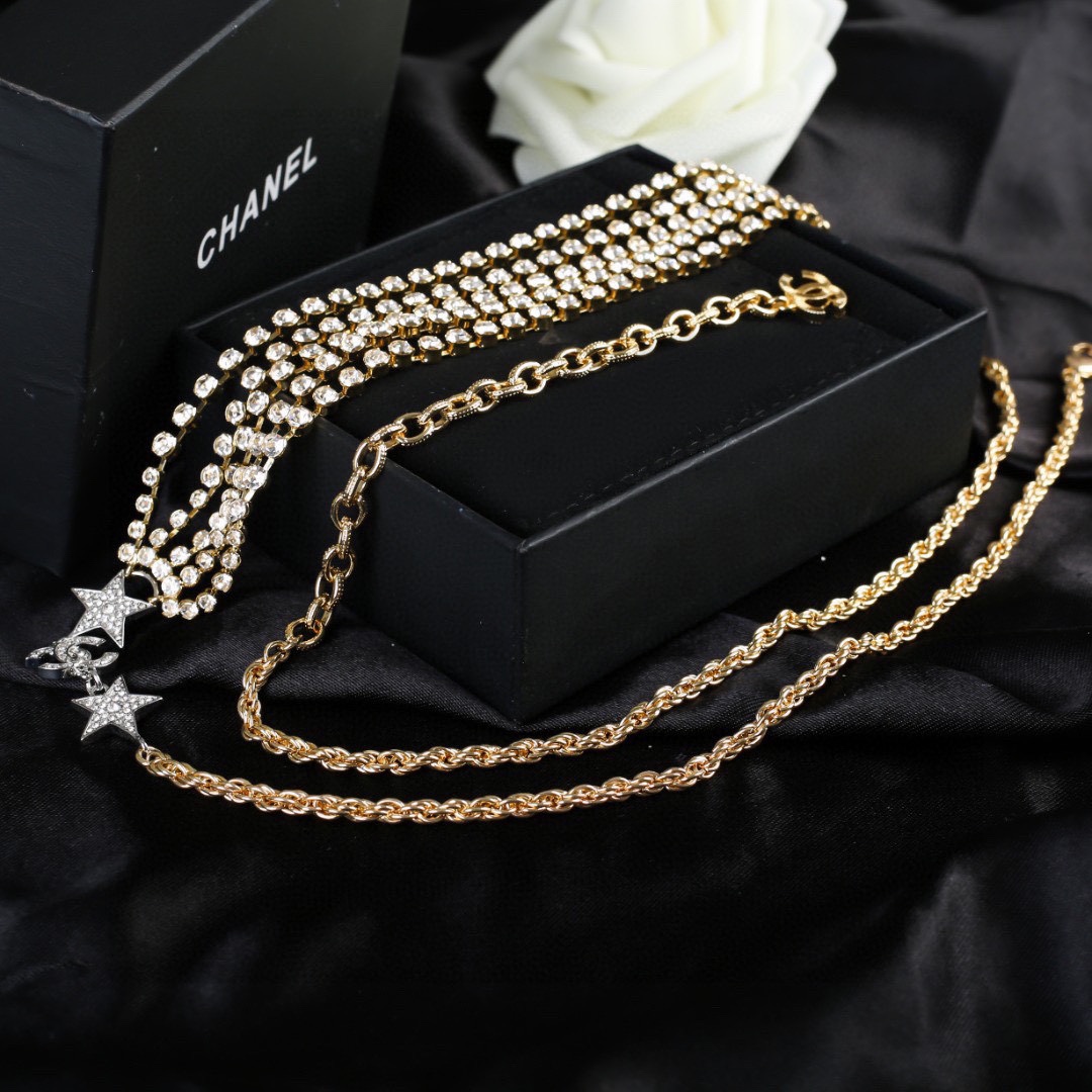 [TOP] CHANEL Multi Layer Crystal Rhinestone Waist Chain
