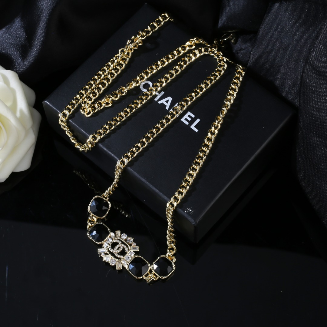 [TOP] CHANEL Crystal Rhinestone Waist Chain