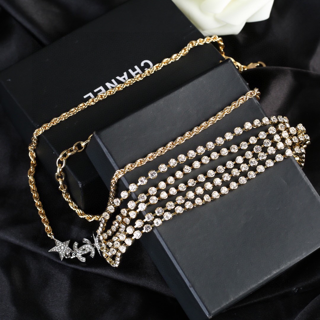 [TOP] CHANEL Multi Layer Crystal Rhinestone Waist Chain