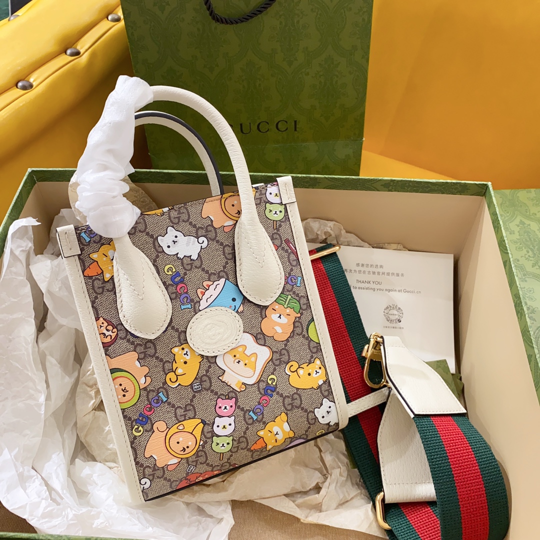 [TOP] GUCCI 𝗸𝗮𝘄𝗮𝗶𝗶 Tote Bags 16cm (W) x 20cm (H) x 7cm (D)
