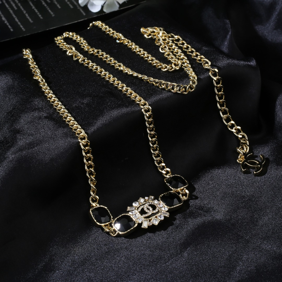 [TOP] CHANEL Crystal Rhinestone Waist Chain