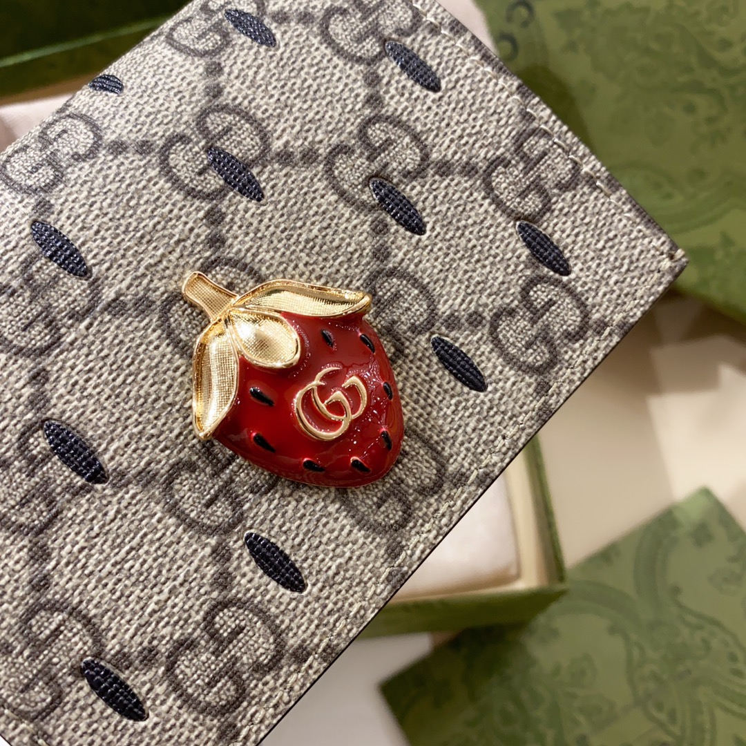 [TOP] GUCCI Strawberry Card Case Wallet 11.5x8x3 cm