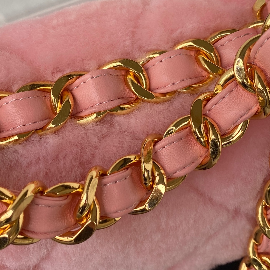 [TOP] CHANEL 22B Flap Bag Wool 15 X 20.5 X 8 cm - Pink & GHW