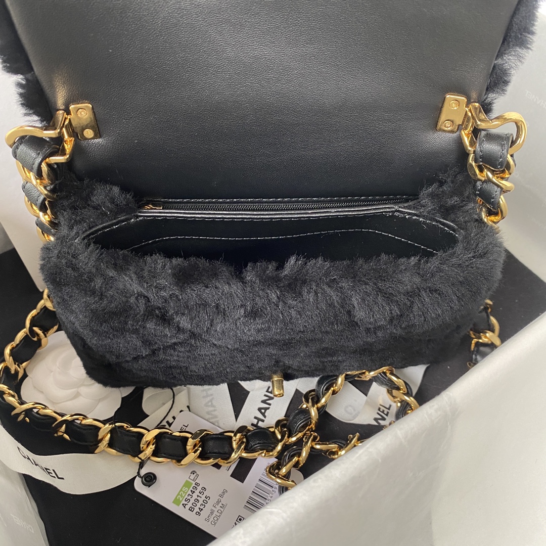 [TOP] CHANEL Classic Flap Bag Wool 15 X 20.5 X 8 cm - Black & GHW
