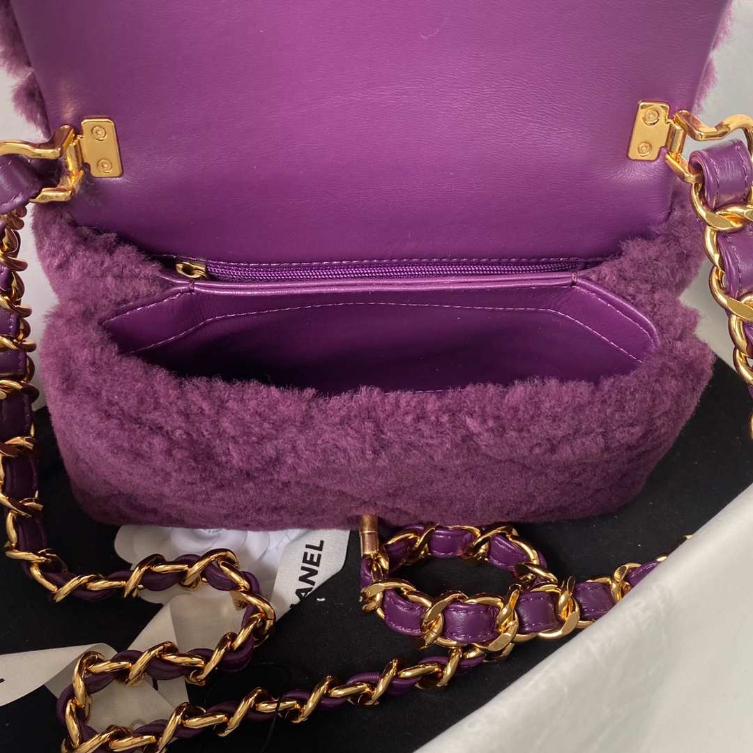 [TOP] CHANEL Classic Flap Bag Wool 15 X 20.5 X 8 cm - Purple & GHW