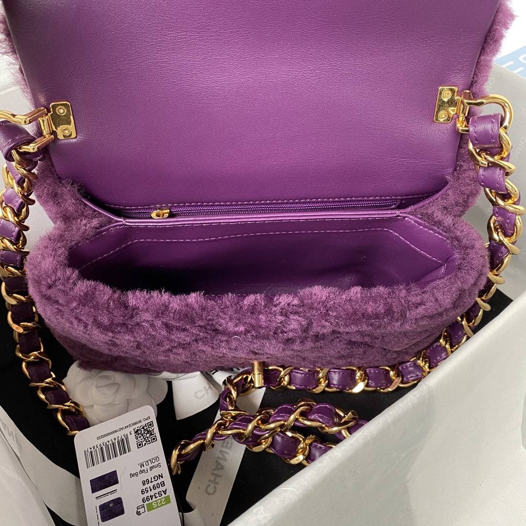 [TOP] CHANEL Classic Flap Bag Wool 18 X 23 X 9 cm - Purple & GHW