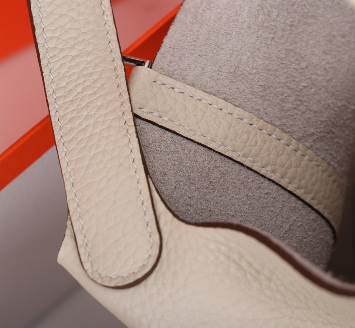 [TOP] HERMES Picotin Lock Bag TC Leather 18cm/22cm - Craie - GHW/SHW