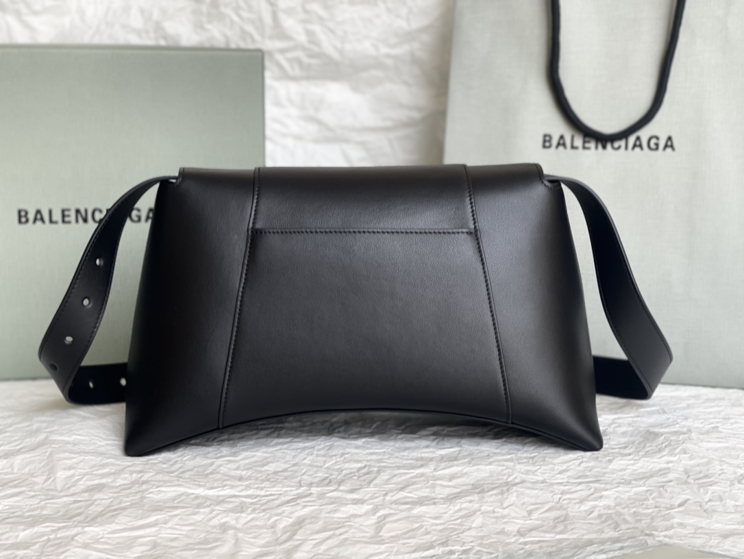 [TOP] BALENCIAGA Top Layer Cowhide Downtown Bag 32 × 20.8 × 15.5 cm - Black