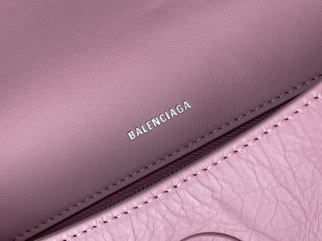 [TOP] BALENCIAGA Wax Skin Downtown Bag 29 x 10 x 18 cm - Pink & SHW