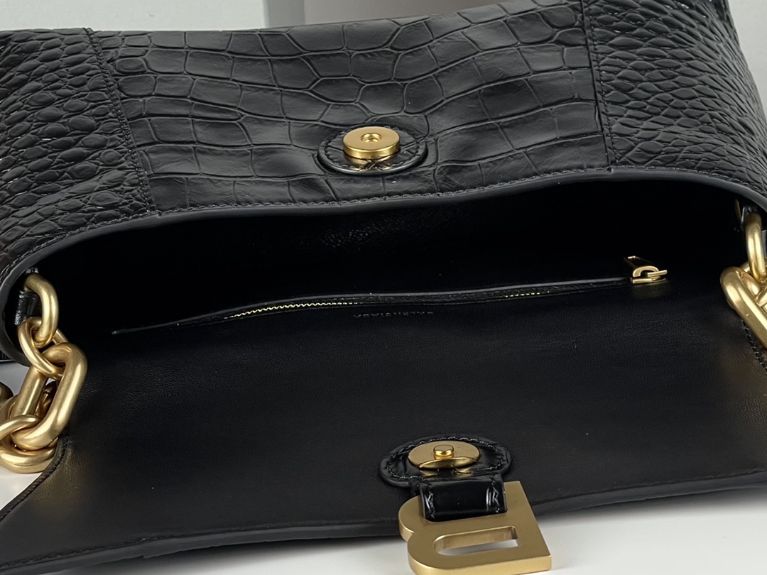 [TOP] BALENCIAGA Crocodile Pattern Downtown Bag 29 x 10 x 18 cm - Black & GHW