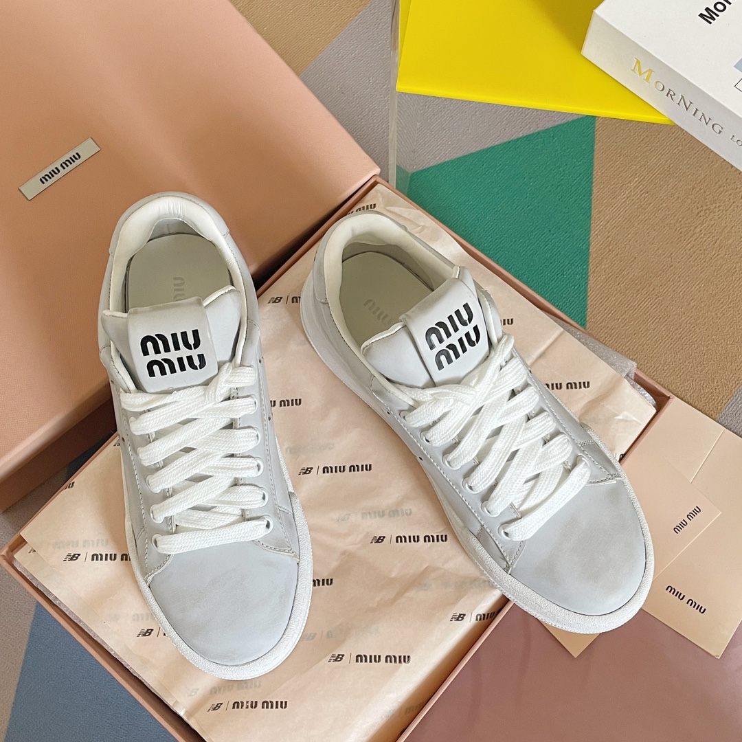 [TOP] Miu Miu Vintage Shoes Casual Sneakers