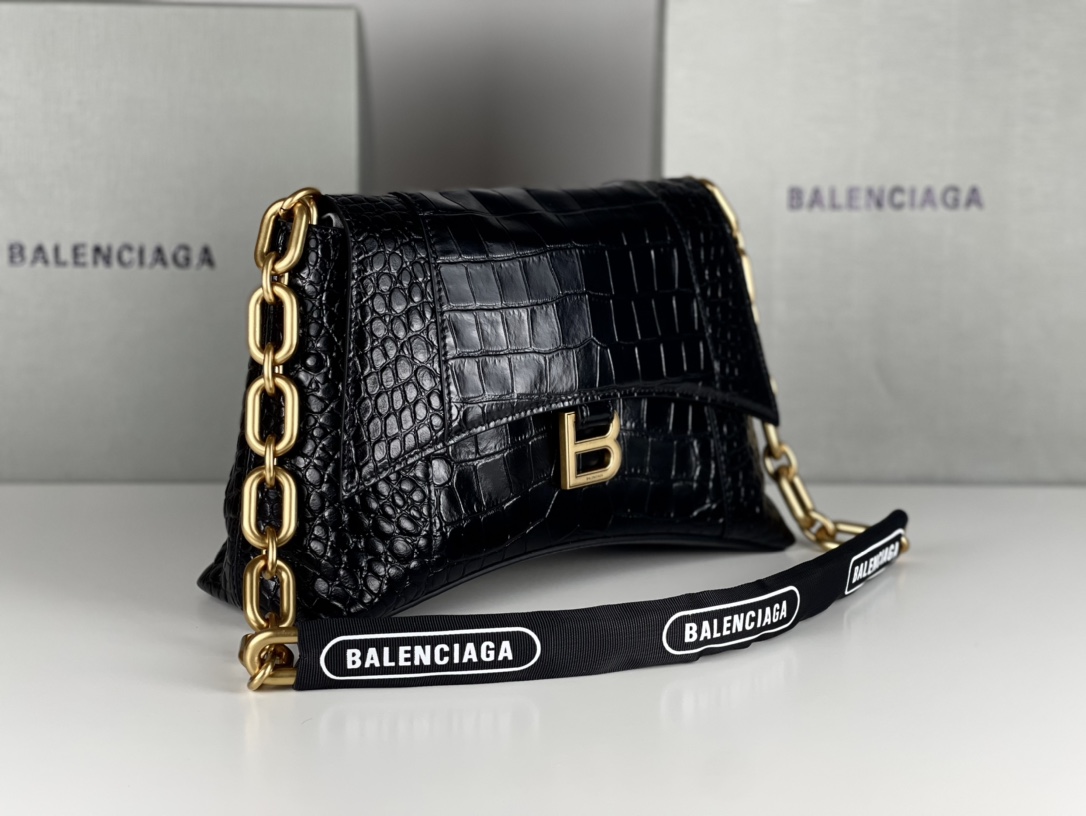 [TOP] BALENCIAGA Crocodile Pattern Downtown Bag 29 x 10 x 18 cm - Black & GHW