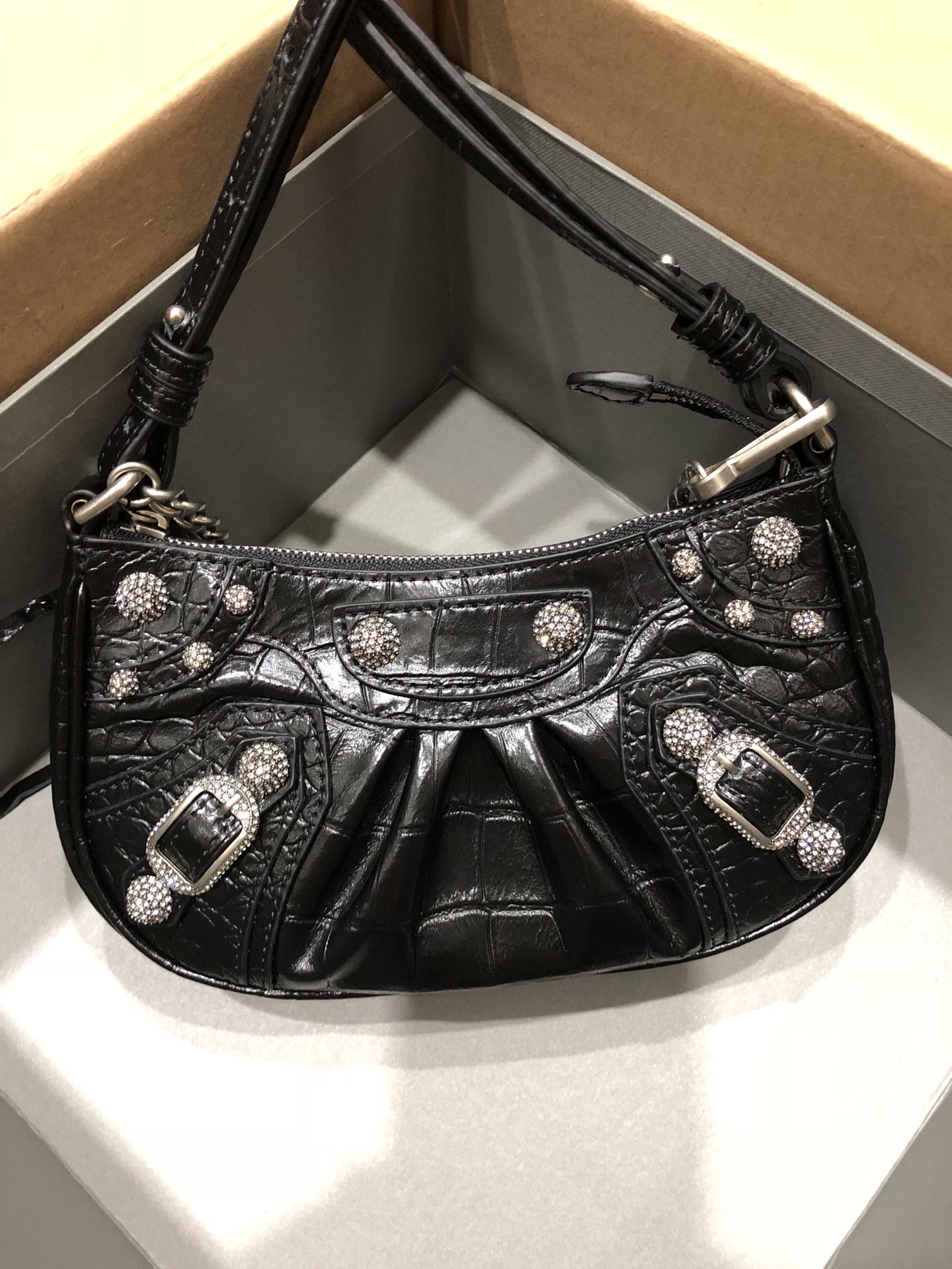 [TOP] BALENCIAGA Le Cagole Bag Mini 20 X 11 X 4 cm - Crocodile Pattern Black