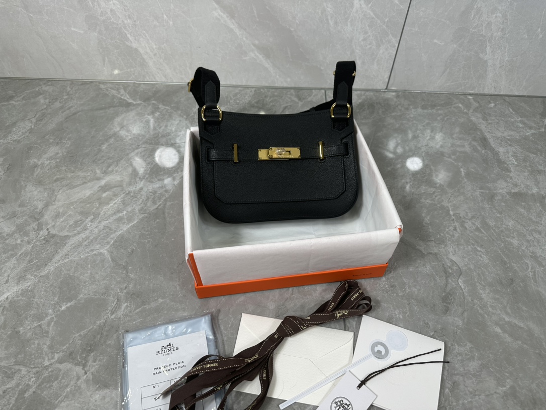 [TOP] HERMES Evercolor Jypsiere Bag 23cm - Black - GHW/SHW