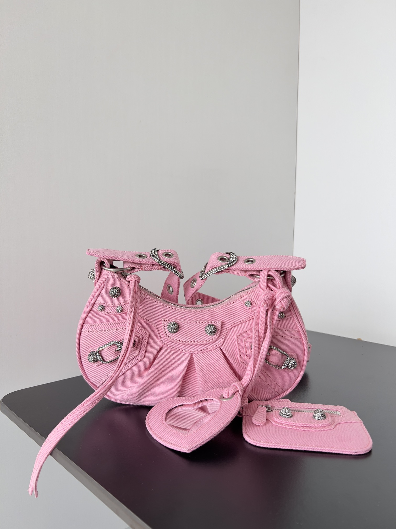 [TOP] BALENCIAGA Le Cagole Bag 25.9 x 16.0 x 9.9  cm - Denim Pink