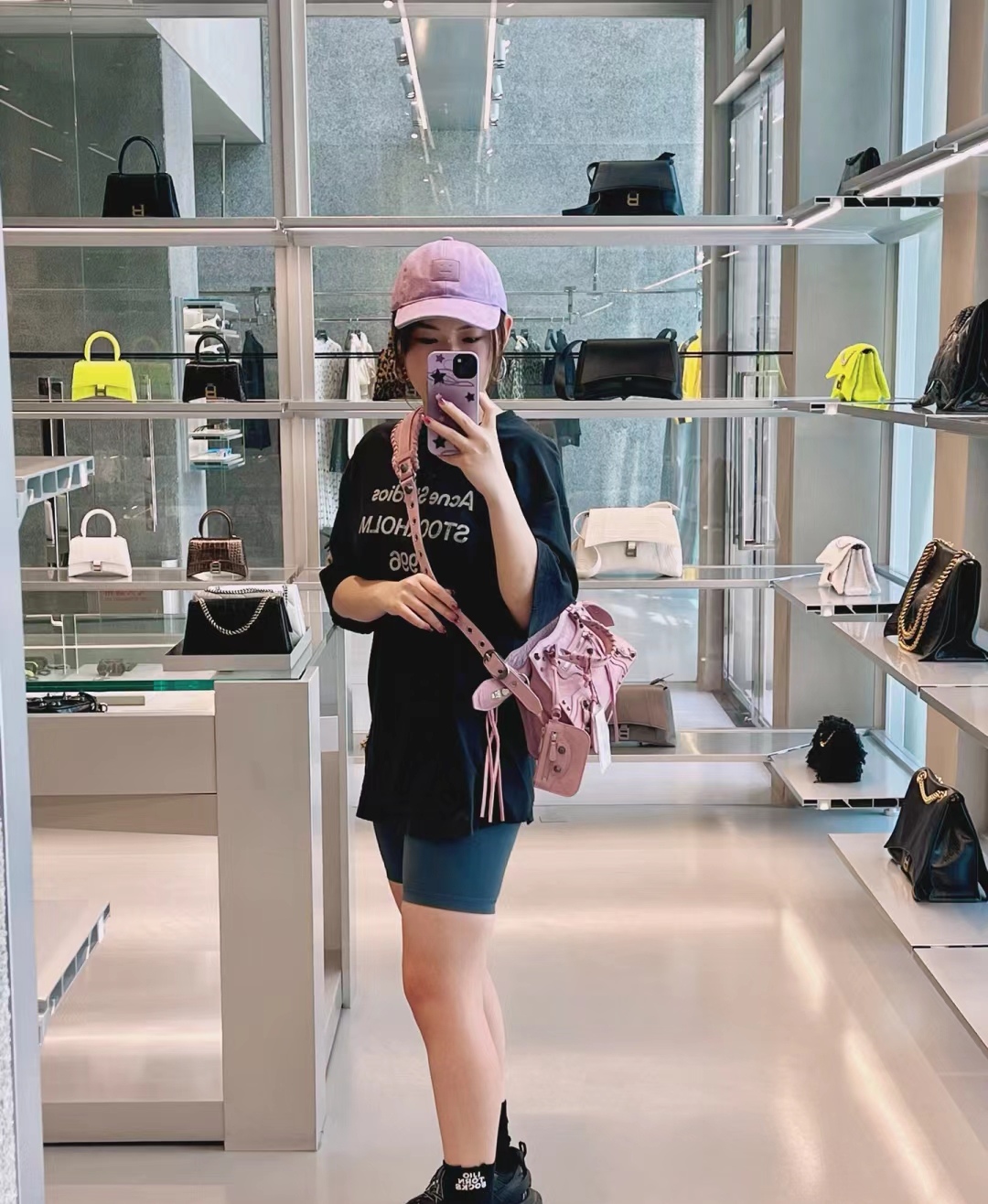 [TOP] BALENCIAGA Classic XS Neo City Bag 25.9 X 17.8 X 11.4 cm - Pink