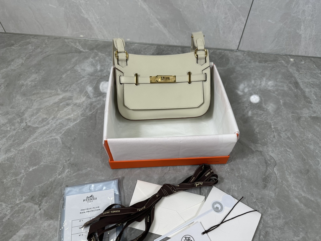 [TOP] HERMES Evercolor Jypsiere Bag 23cm - White - GHW/SHW